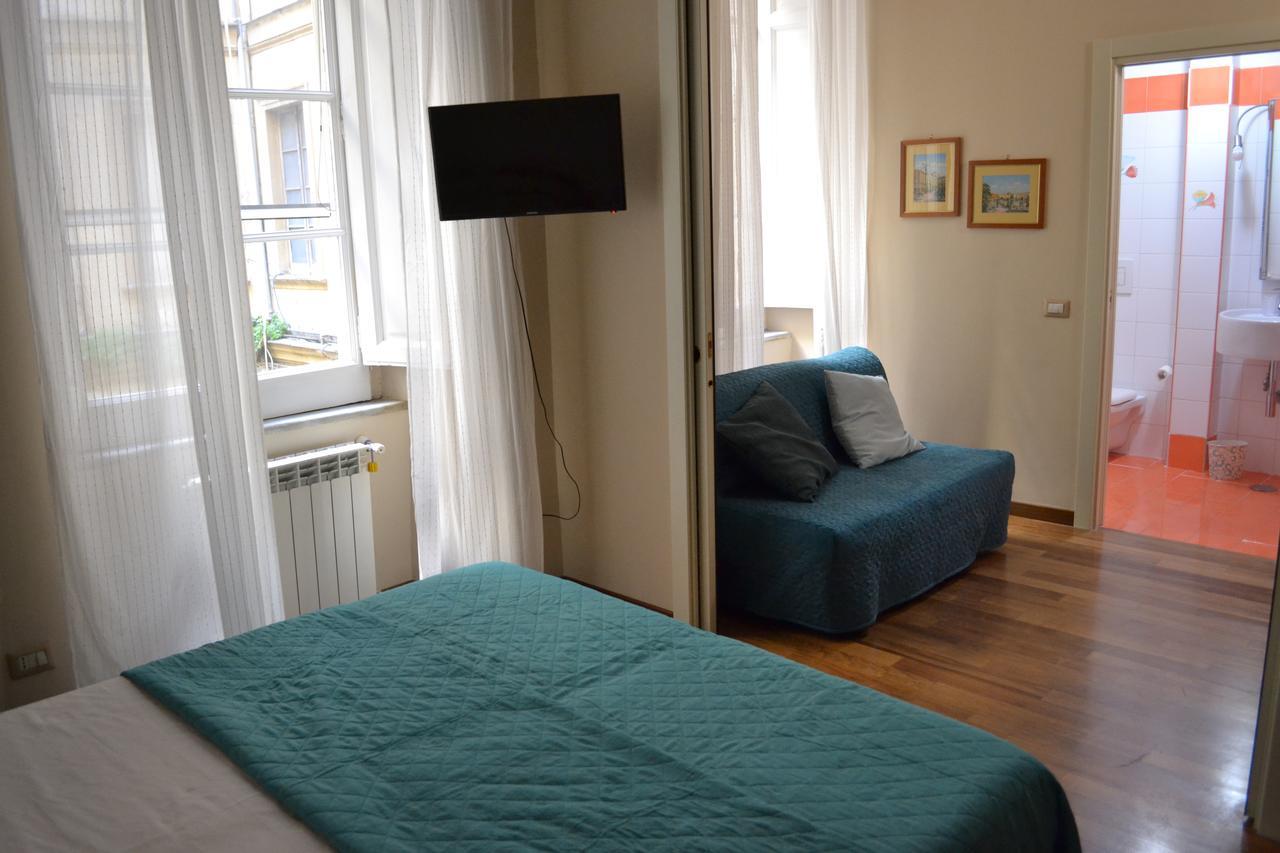 Le Stanze Di Dolly Bed & Breakfast Napoli Bagian luar foto